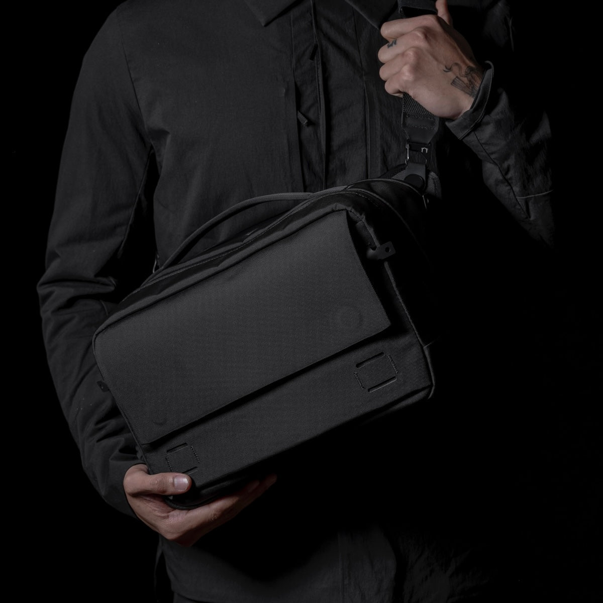 Black Ember Grip Sling 12 EmberTex™ PFAS Free - Jet Black Black Ember Grip Sling 12 EmberTex™ PFAS Free - Jet Black