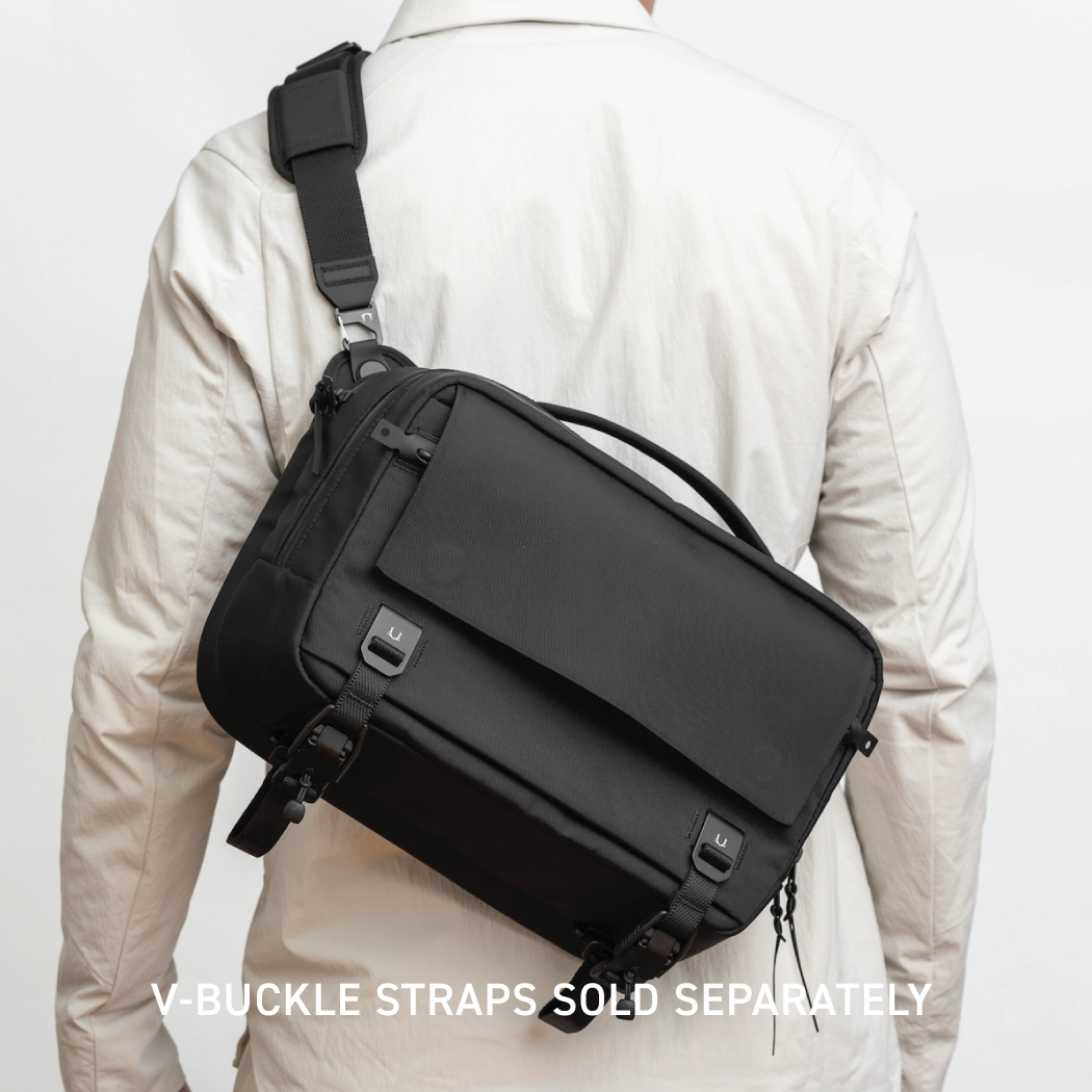Black Ember Grip Sling 12 EmberTex™ PFAS Free - Jet Black 12L Black Ember Grip Sling 12 EmberTex™ PFAS Free - Jet Black 12L