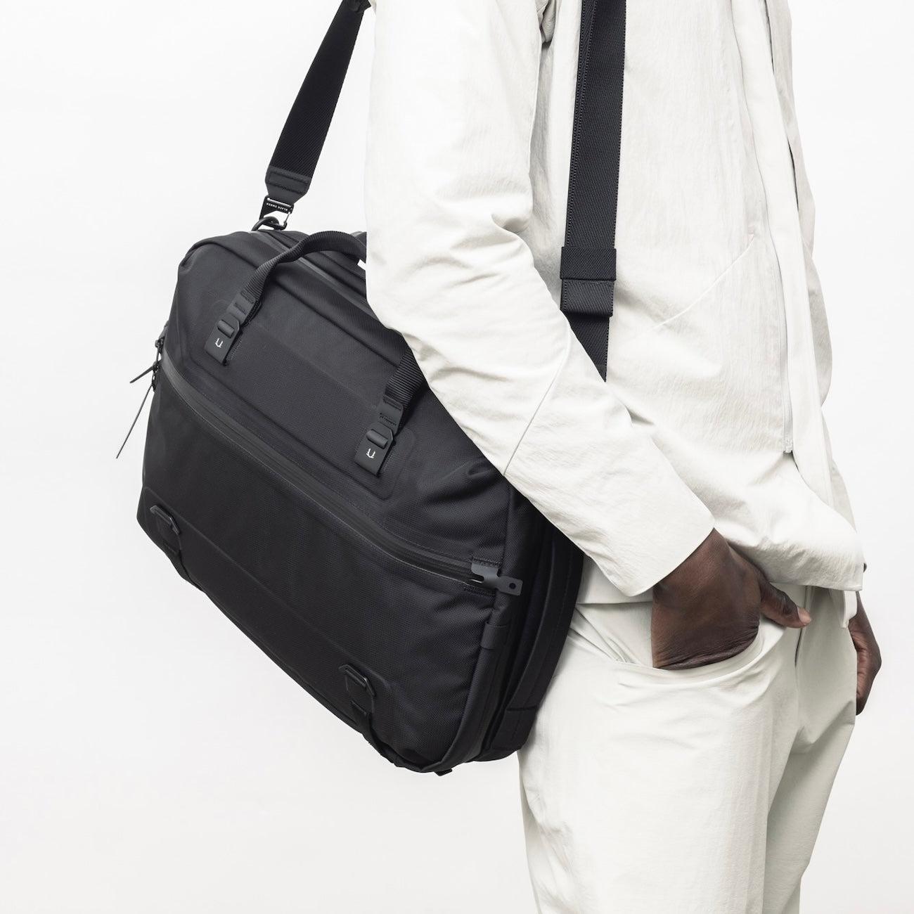 Black Ember Forge SB Max CORDURA® RN66 Velocity 20L - Jet Black