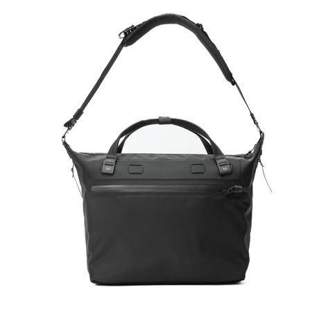 Black Ember WPT-SHLDR-TOTE EmberTex™ PFAS Free - Jet Black 20L Black Ember WPT-SHLDR-TOTE EmberTex™ PFAS Free - Jet Black 20L