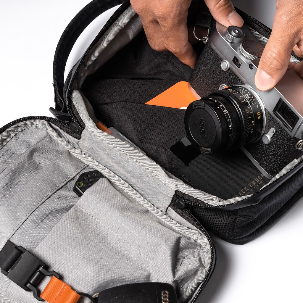 Kompak Small Men's Crossbody Bag